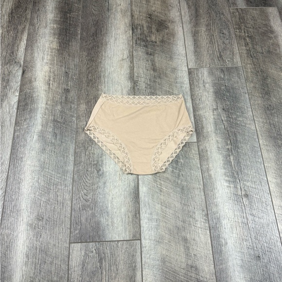 Natori Tan Underwear - Picture 1 of 9